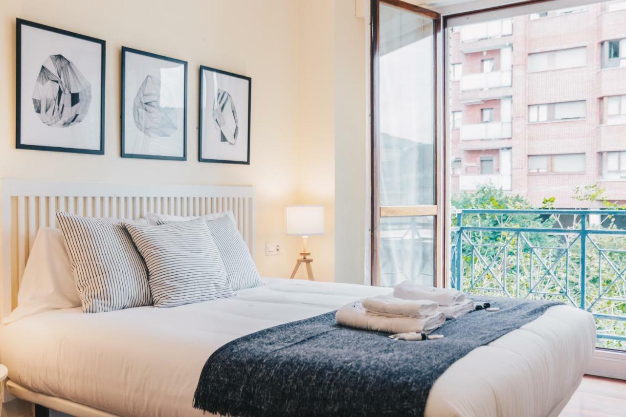 Sani Apartment By People Rentals Bilbao Exterior foto